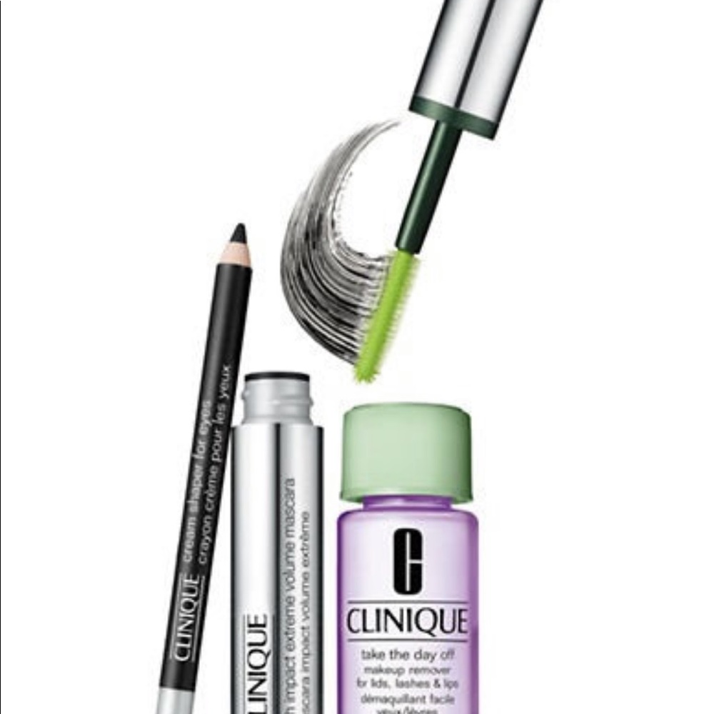 Clinique lashes to the extreme set